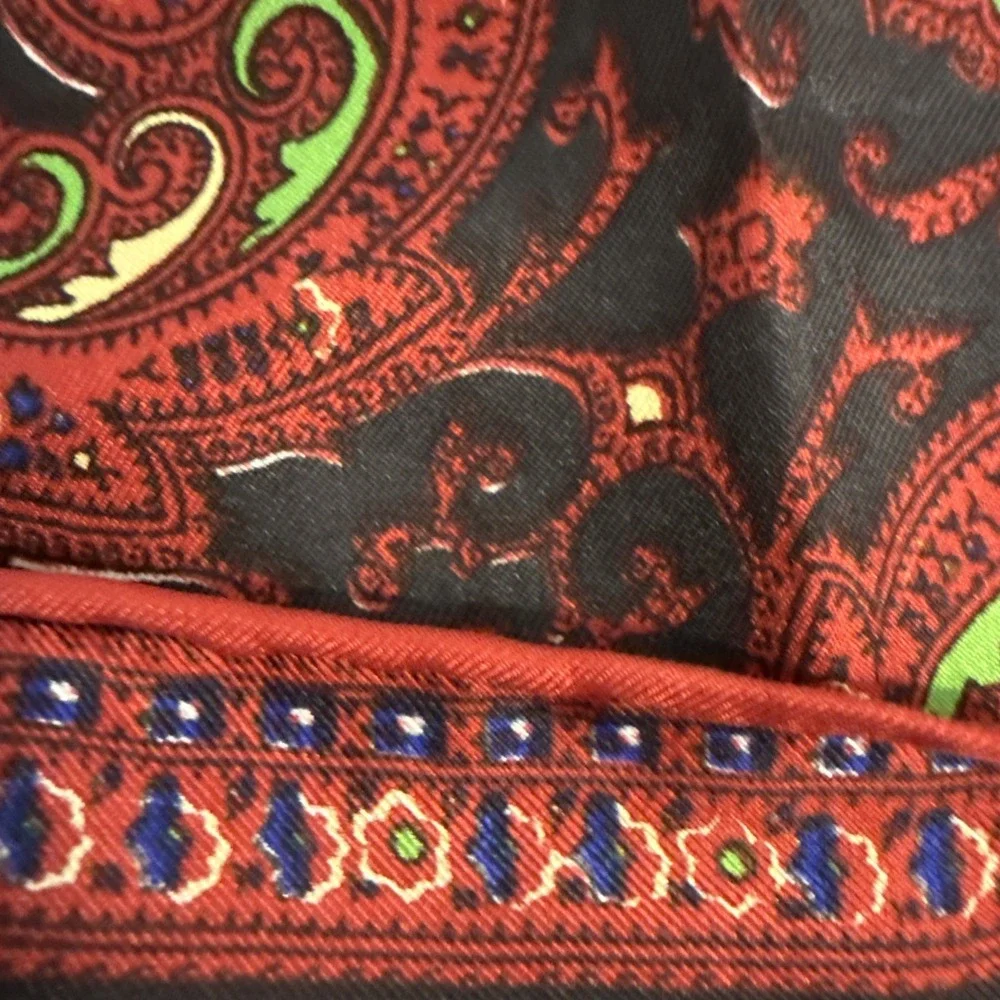 Vintage  Lot Of 2 100% Pure Silk Hand rolled Paisley Scarf 17/17